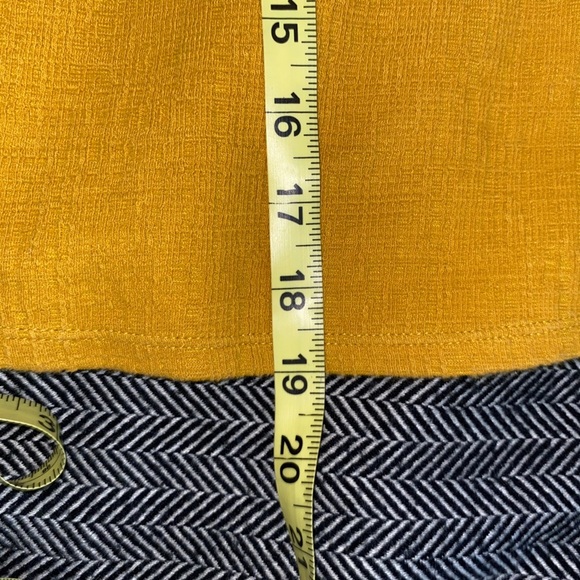 Madewell cold shoulder blouse - Picture 6 of 7